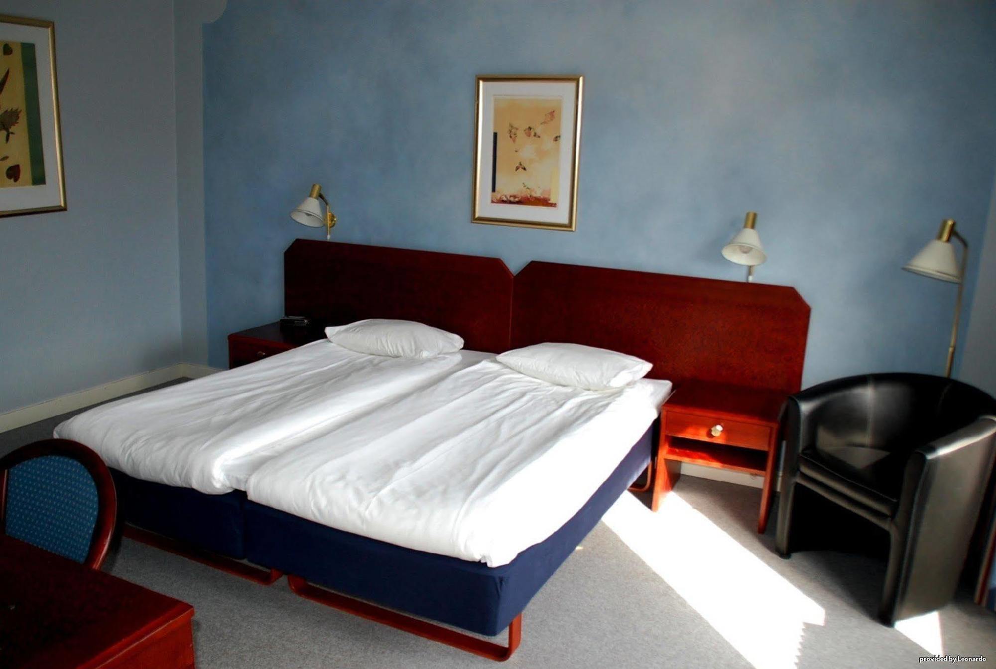 Hotel Oxeloesund Quarto foto